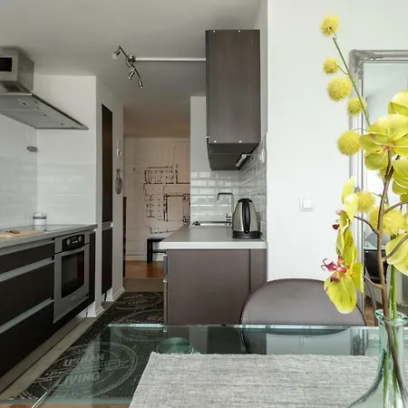 Architect's Apartment *